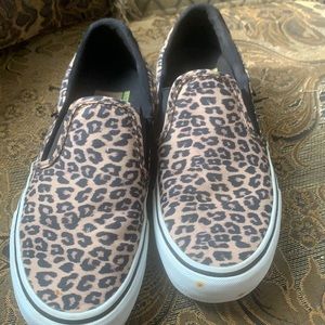 Vans leopard print